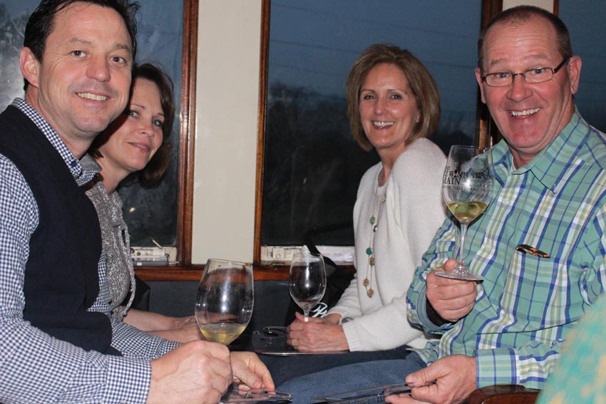 Grapevine wine train (18)